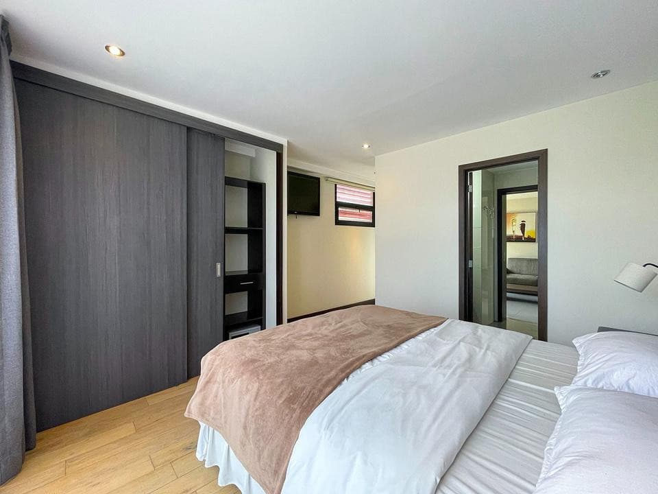 Apartamento Amueblado en Renta zona 15 Vista Hermosa 1  - foto 1