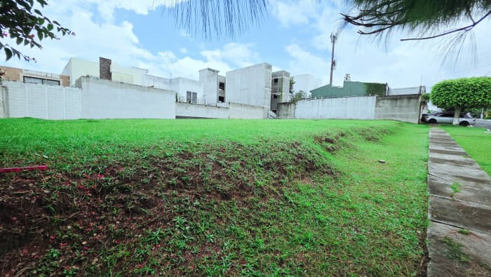 Terreno Residencial en Venta en Hacienda Real Zona 16  - foto 1