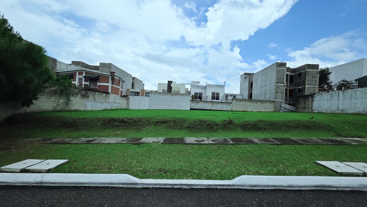 Terreno en Venta en Hacienda Real Zona 16  - foto 1