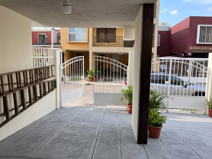 Casa en venta en Villa Romana zona 10 Villa Nueva - foto 1