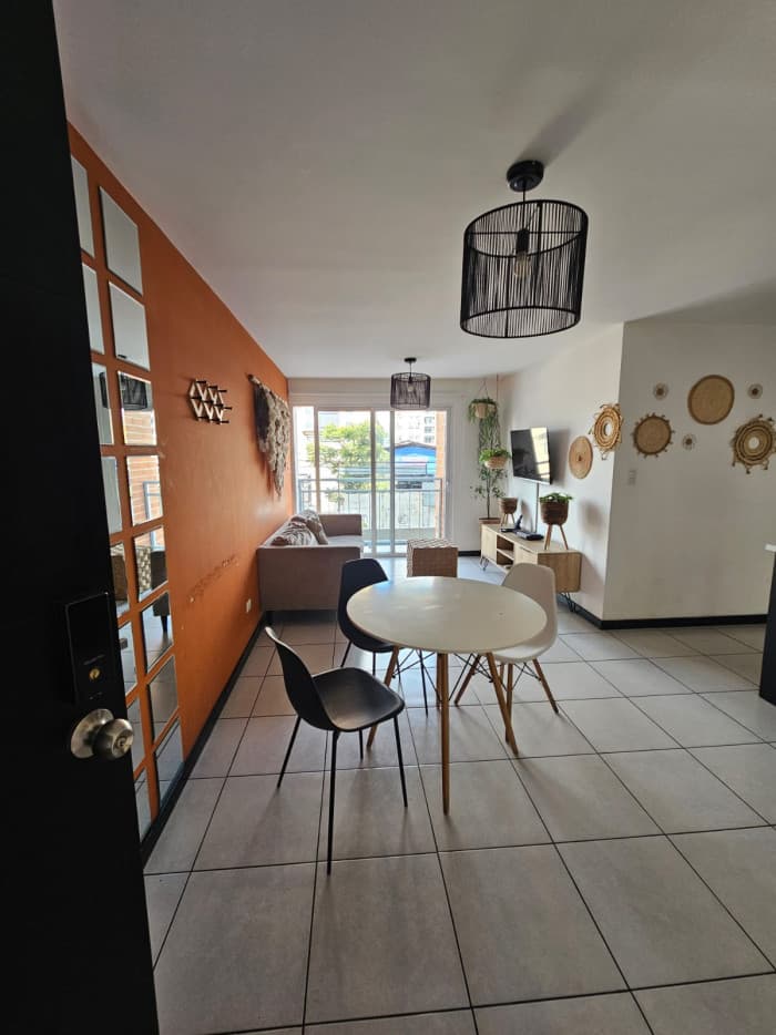 Apartamento en venta zona 7 Villas El Pedregal - foto 1