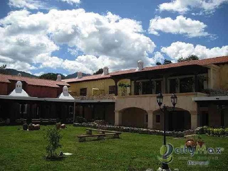 LINDA CASA AMUEBLADA EN RENTA EN ANTIGUA GUATEMALA - foto 1