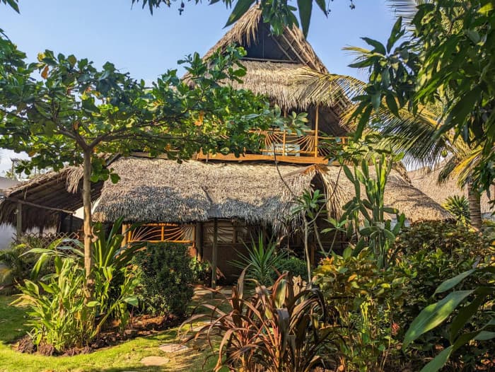 Casa de Playa en Venta en El Paredón Sipacate - foto 1