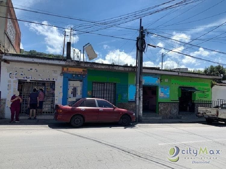 EN RENTA Locales o Terreno en Centro de Villa Canales - foto 1