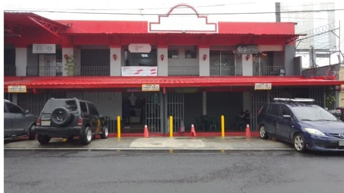 Renta de Local Comercial en zona 7  - foto 1
