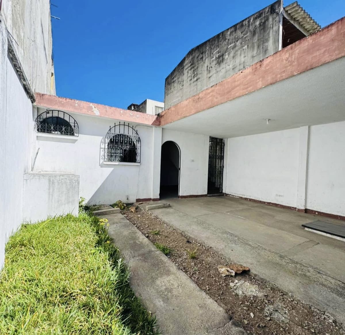 Casa en venta Zona 13 Aurora 1 - foto 1