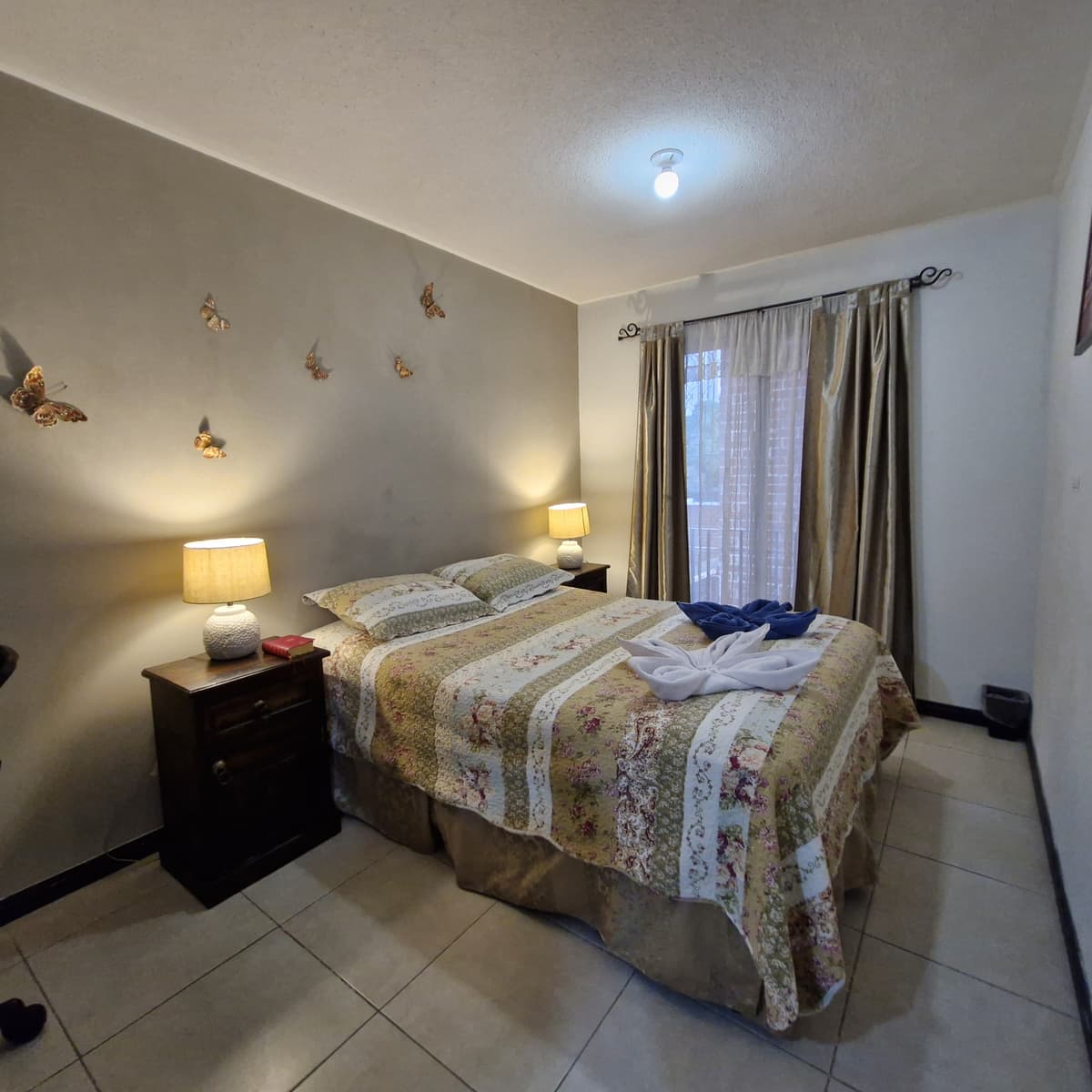 Apartamento Amueblado en Venta/Renta en Zona 4 - foto 1