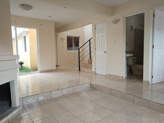 Casa en Venta en Valle de Navarra San José Pinula - foto 2