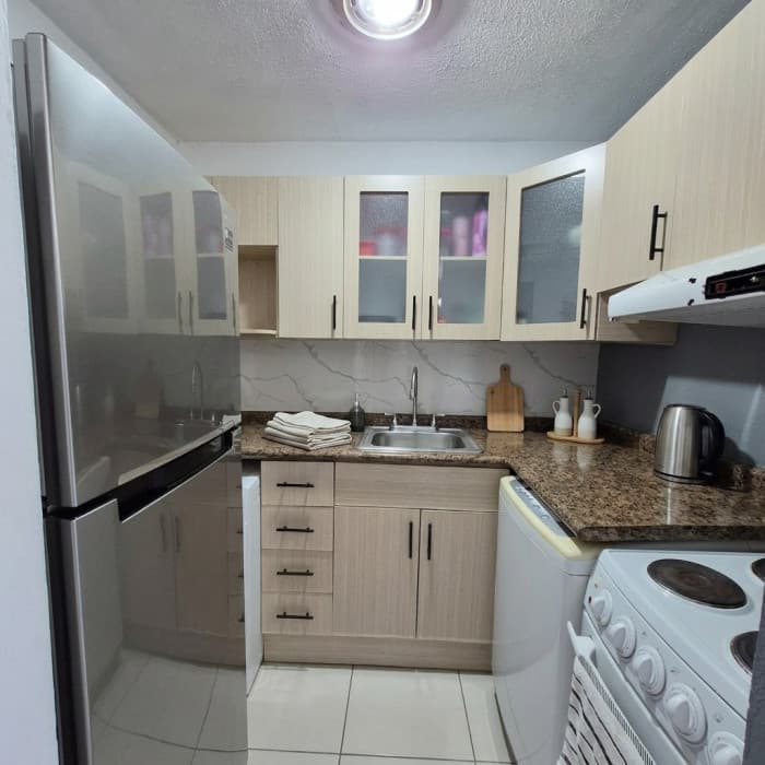 Apartamento en venta en zona 15 Edificio de uso mixto - foto 2