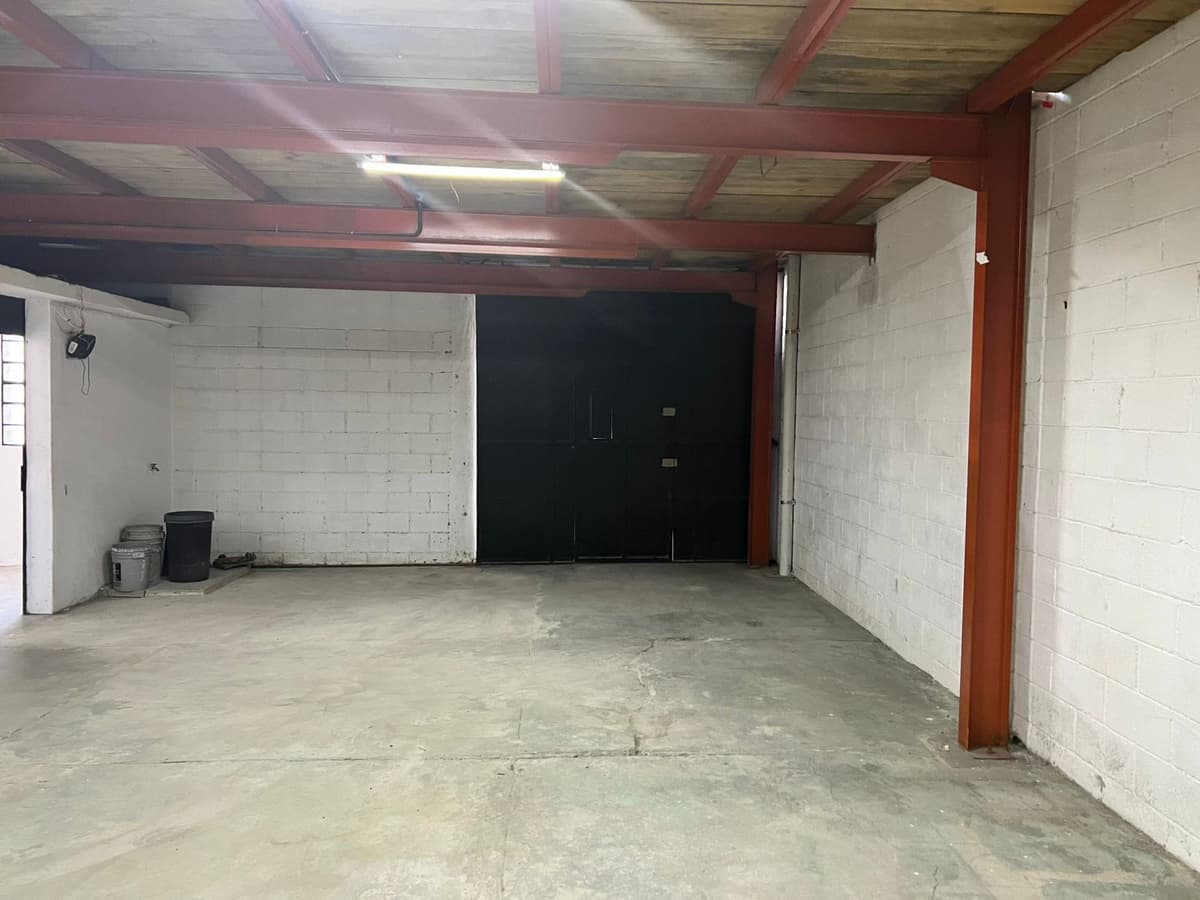 Bodega en Renta en Zona 5 Colonia La Palmita - foto 2