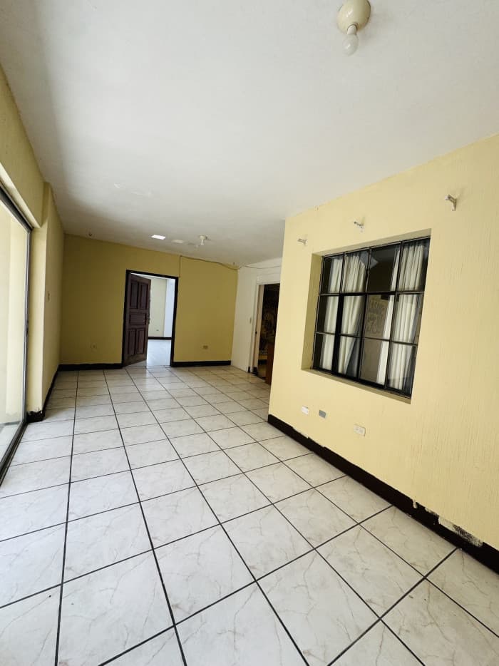 Casa en venta Lomas del Norte zona 17 - foto 2