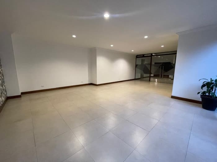 Apartamento En Renta en Salvattore Zona 10 - foto 3