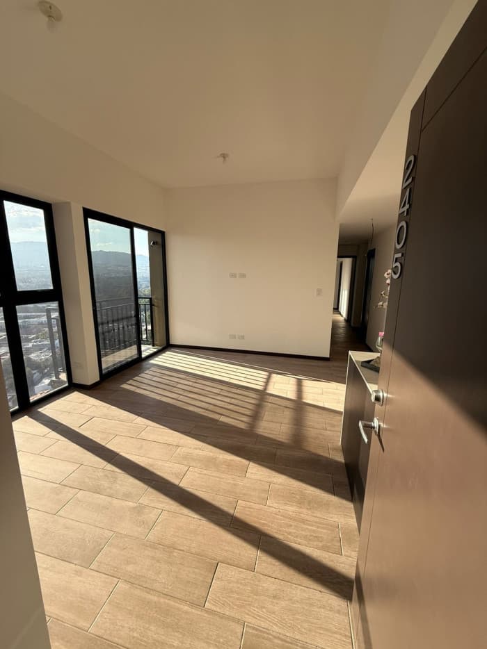Apartamento en renta en zona 11 Edificio nuevo - foto 3