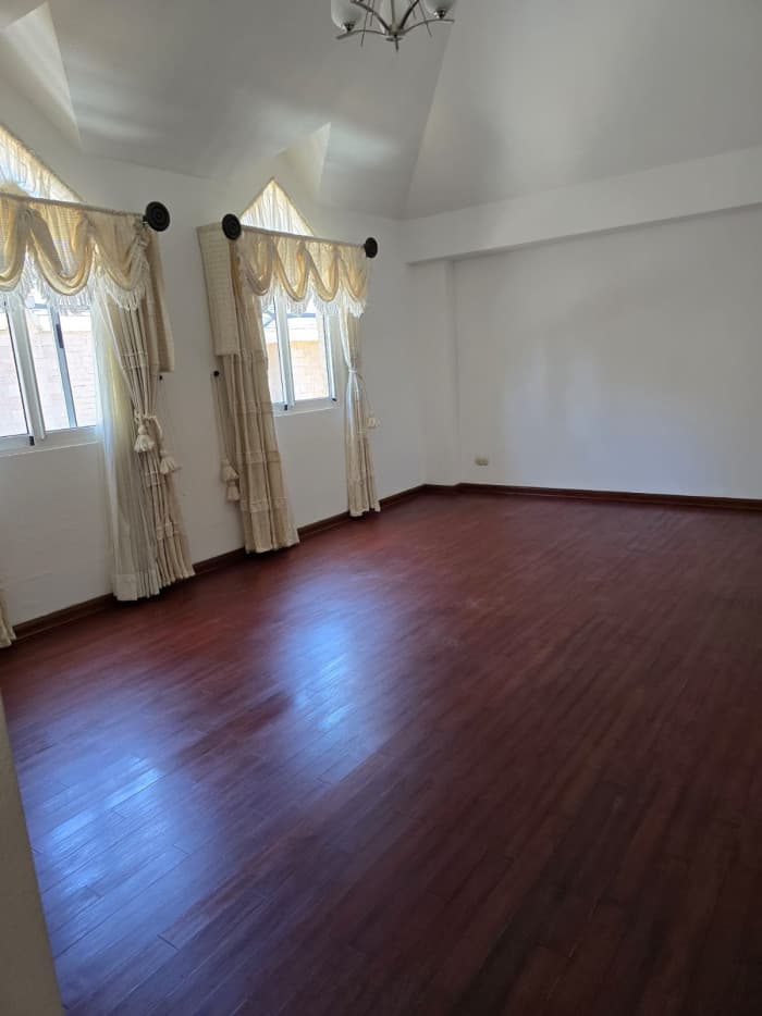Casa en renta en zona 14 en Condominio - foto 14