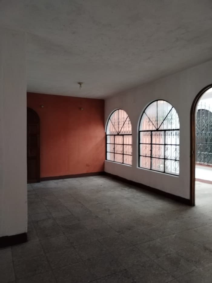 Casa en venta Zona 13 Aurora 1 - foto 2