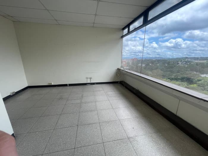Clinica Medica en Renta en Edificio Medico Zona 15 - foto 3