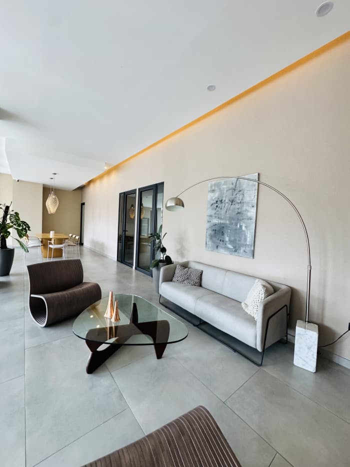 Apartamento amueblado en renta zona 10 - foto 7
