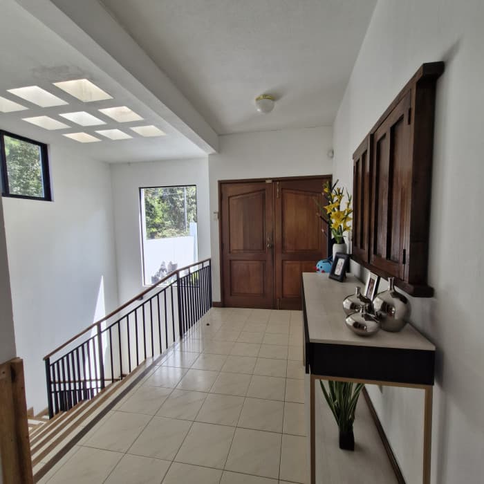 Elegante casa en Renta en Km. 8.5 Carretera al Salvador - foto 3