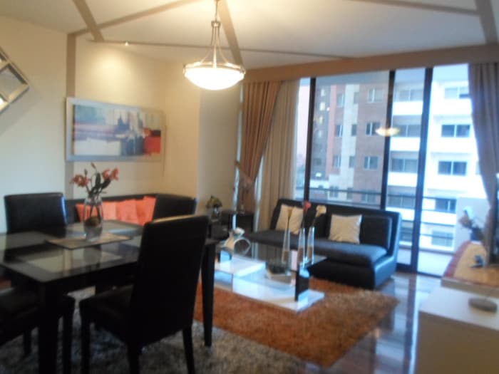 VENDO O RENTO Elegante Apartamento en zona 14 - foto 2