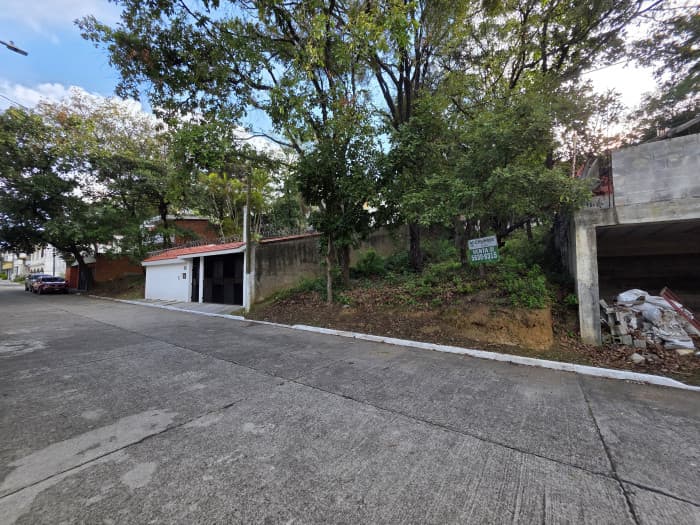 Terreno en Venta en Las Hojarascas Mixco - foto 4