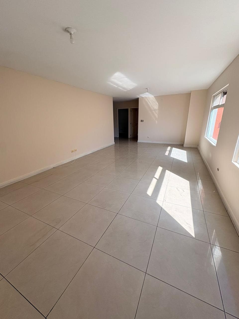 Apartamento en Renta y Venta en zona 13 - foto 2