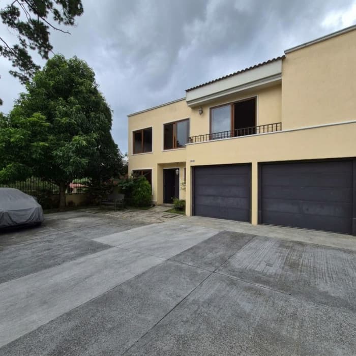 Casa en renta y venta Cumbres de La Arboleda km 21 CAES - foto 2