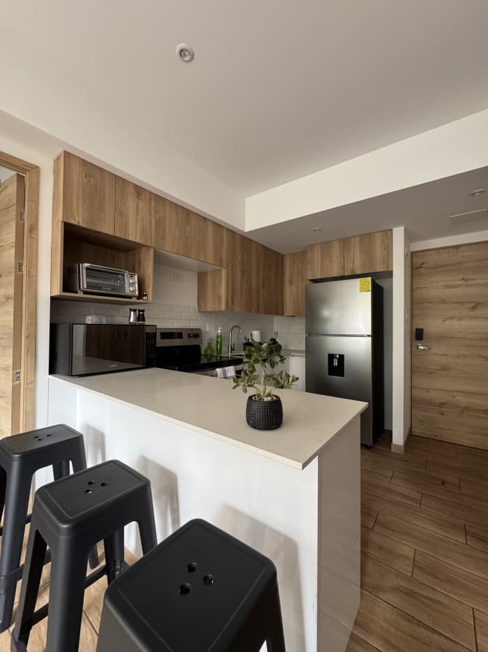 Apartamento Amueblado en Renta Zona 9 Cendana - foto 3