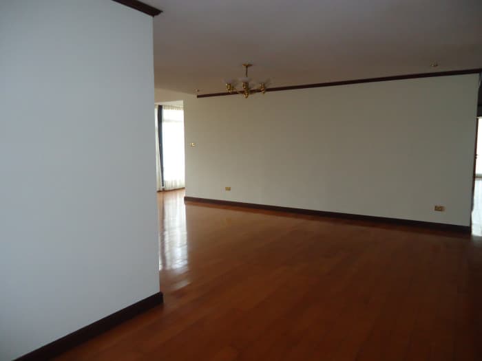 ESPACIOSO APARTAMENTO EN VENTA ZONA 15 VISTA HERMOSA 2 - foto 2
