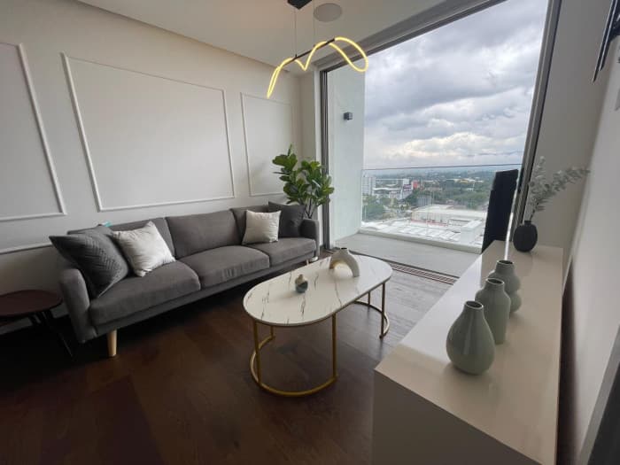 Apartamento Amueblado en Renta en Zona 10 - foto 3