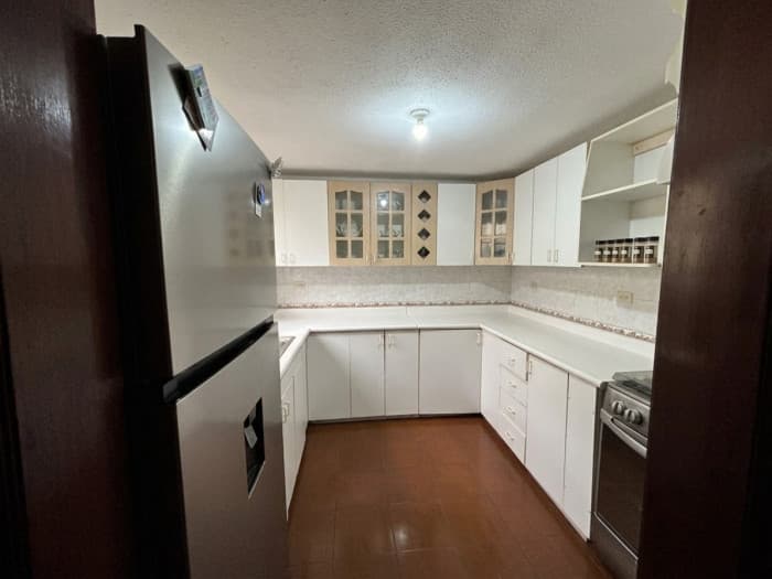 Casa en venta en Villa Romana zona 10 Villa Nueva - foto 4