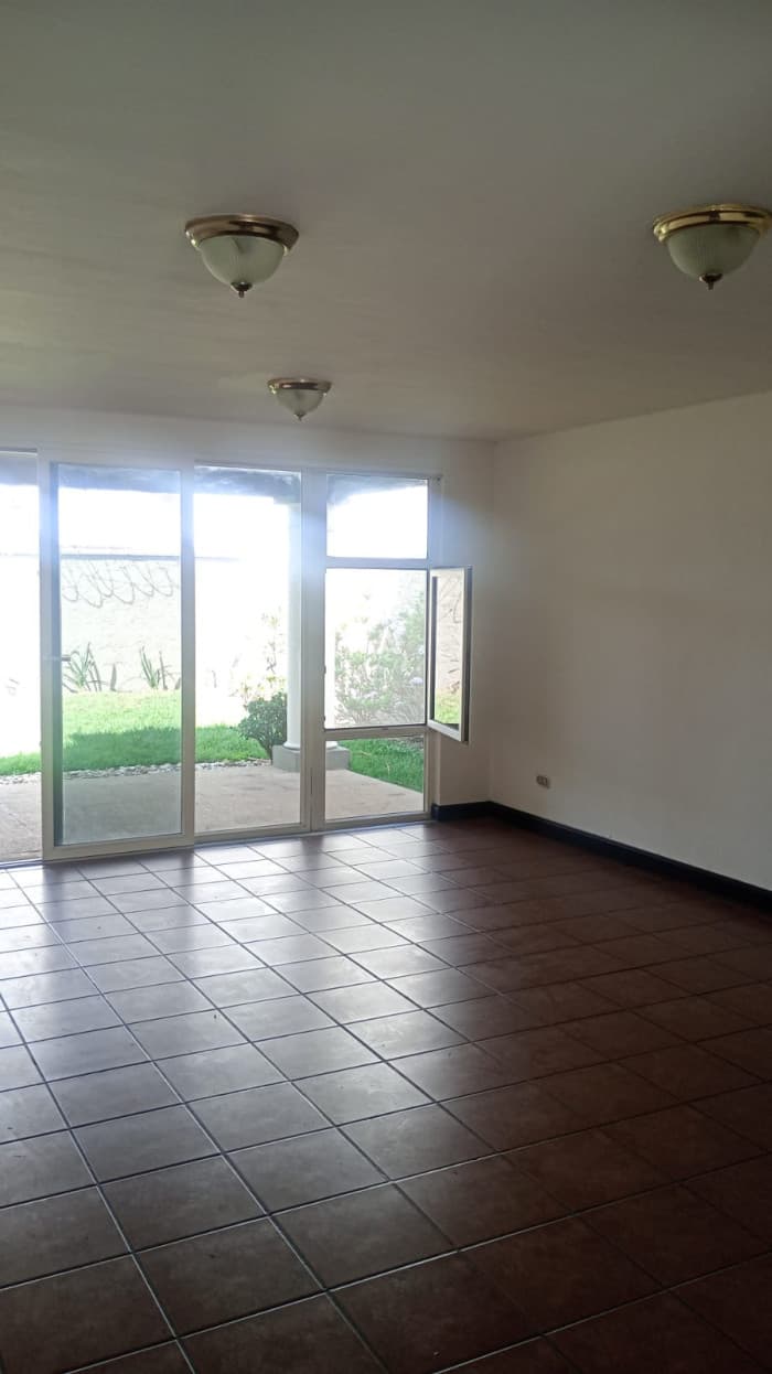 Casa en Renta dentro de Condominio en Km 13 CAES - foto 3