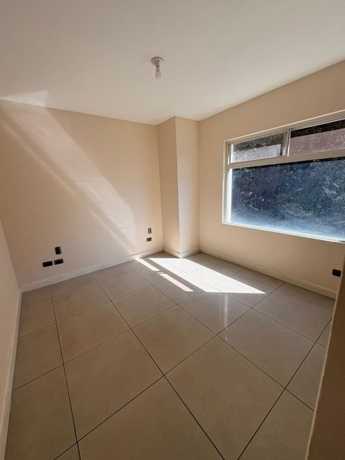Apartamento en Renta y Venta en zona 13 - foto 4
