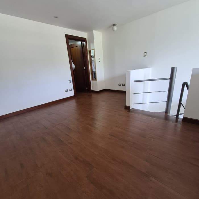 Apartamento tipo loft en renta zona 16 La Montaña - foto 14