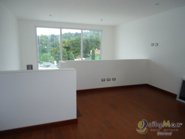 APARTAMENTO EN RENTA TIPO LOFT EN LA MONTAÑA ZONA 16  - foto 6