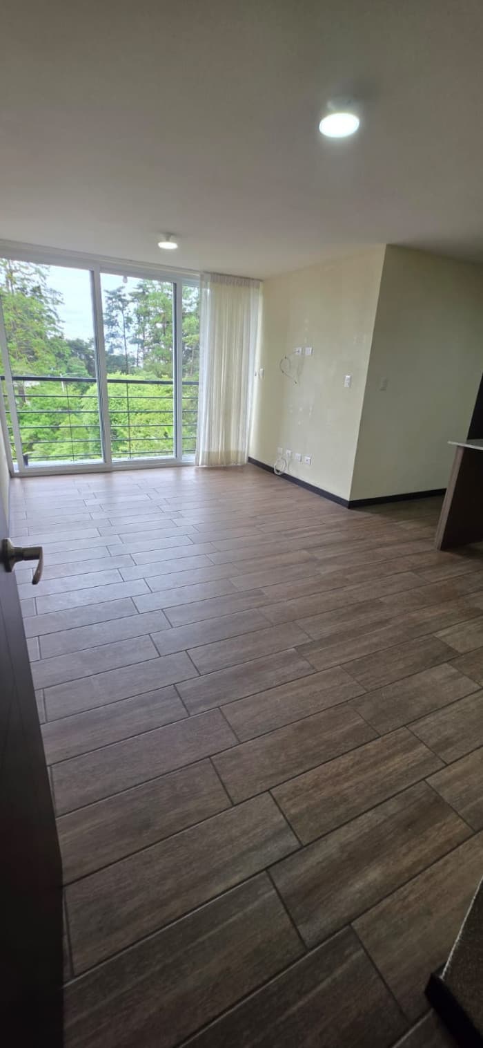 Apartamento en Renta Carretera El Salvador Cristo Rey - foto 2