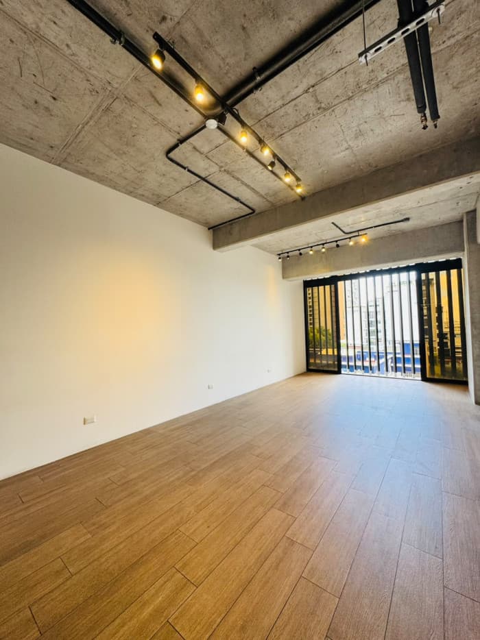 Oficina en venta en zona 4 ciudad Guatemala - foto 2