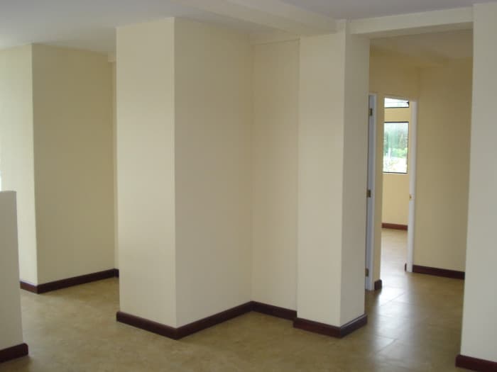 Apartamento en renta en zona 10 cerca de la UFM - foto 3