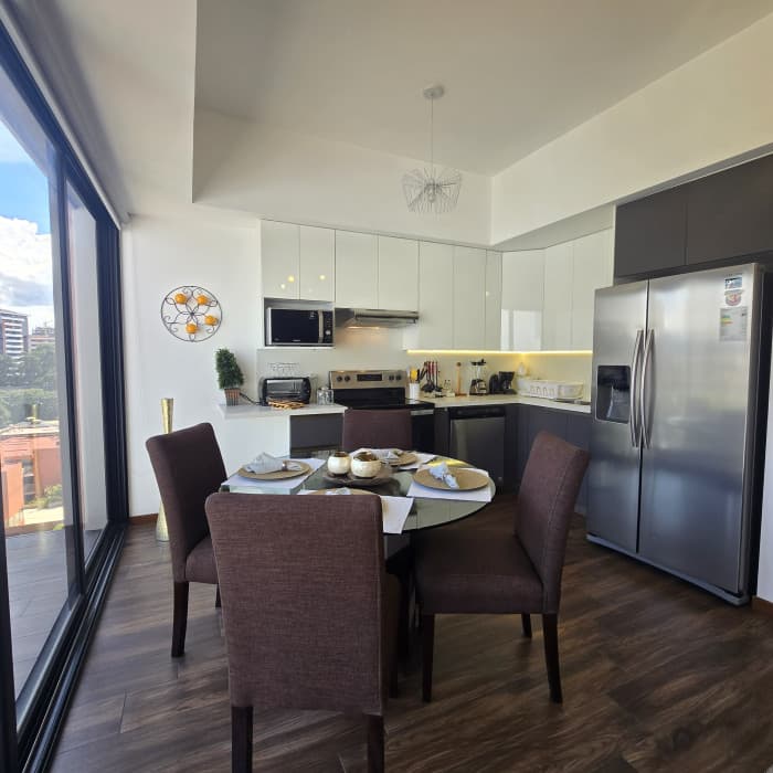 Apartamento en Venta o Renta en Zona 10, Guatemala - foto 3