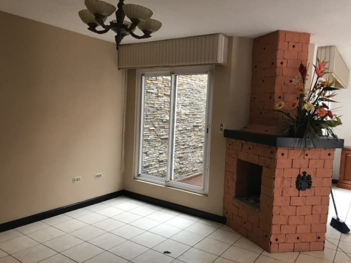 EN VENTA casa en condominio km.18 Carretera al Salvador - foto 2