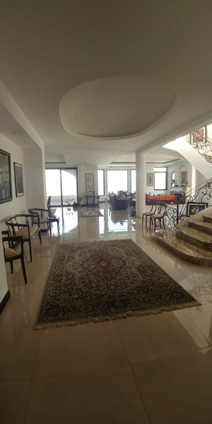 Casa de Lujo y Vistas Top en Venta en Montebello CAES - foto 2