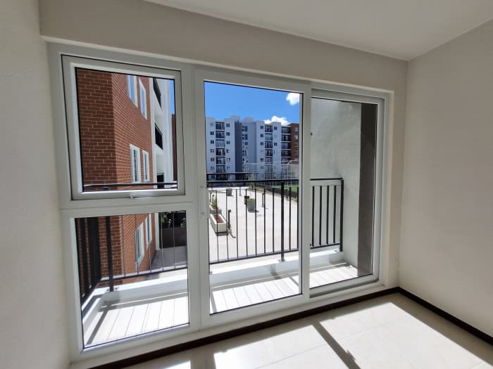 VENTA apartamento 79 m2 Parque San Ángel zona 2 - foto 3