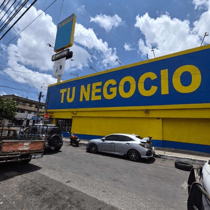 Local en renta en zona 5 de 534 mt2 Avenida transitada - foto 4