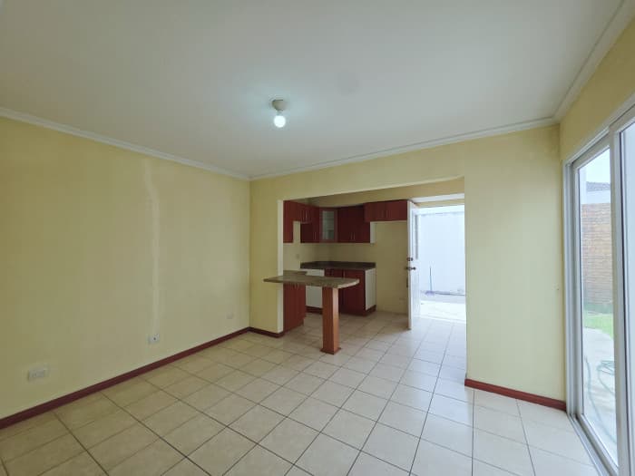 Casa en Venta en Hacienda de Las Flores Villa Nueva - foto 3