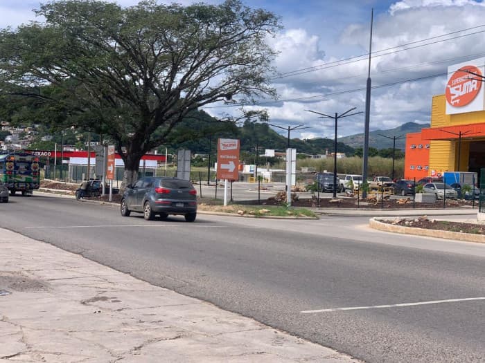 Locales en Renta en Plaza Sobre Carretera a Jutiapa - foto 4
