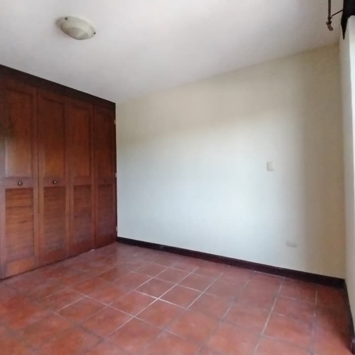 Casa en Venta en km 20.5 Carretera a Fraijanes - foto 3