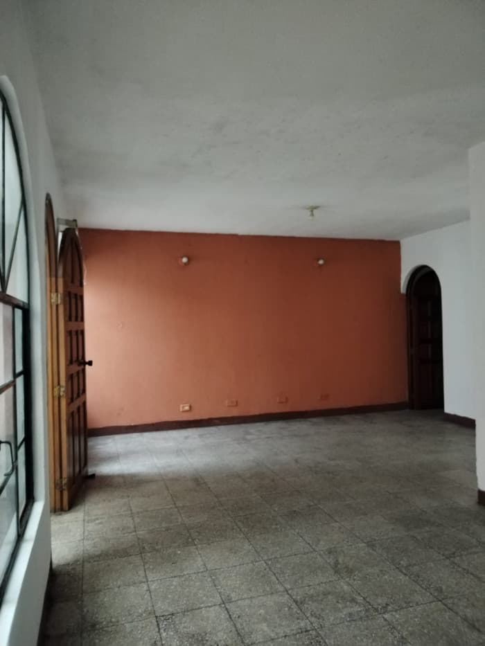 Casa en venta Zona 13 Aurora 1 - foto 3