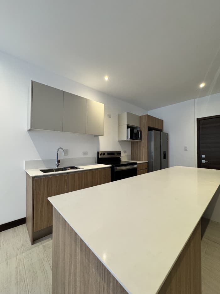 Apartamento en Venta Spazio Zona 15 Vista Hermosa 3 - foto 2