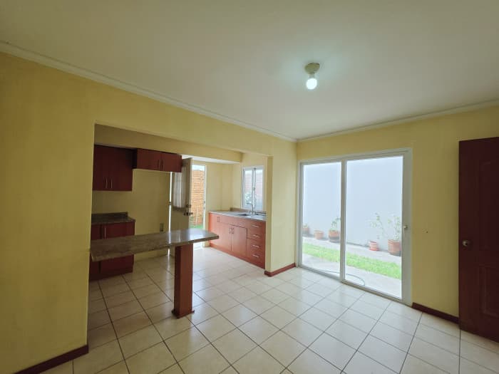 Casa en Venta en Hacienda de Las Flores Villa Nueva - foto 4