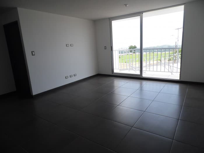 VENTA Apartamento en zona 16 rumbo al Pulté - foto 2