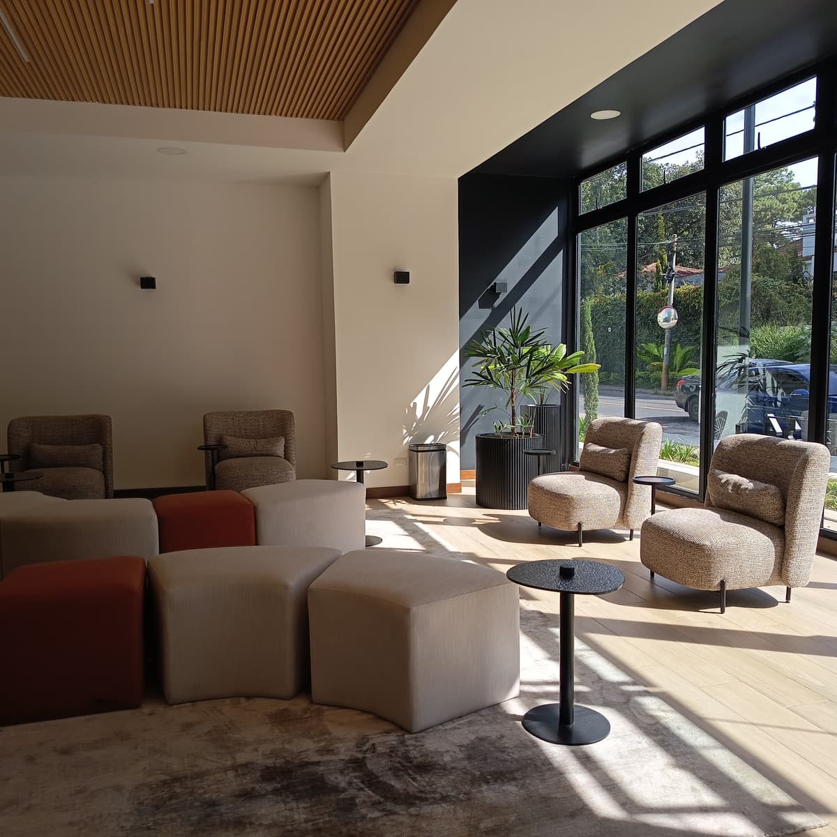 Apartamento en renta en zona 16 Kanajuyu - foto 3